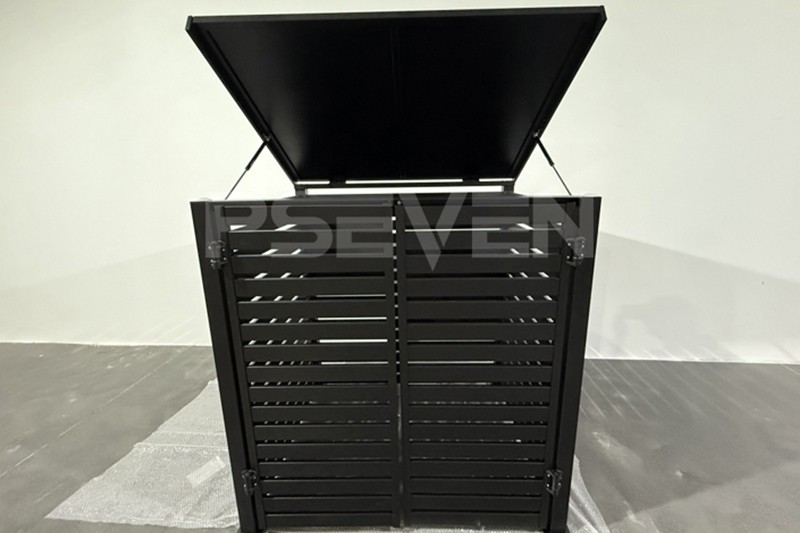 Trash Can Cover