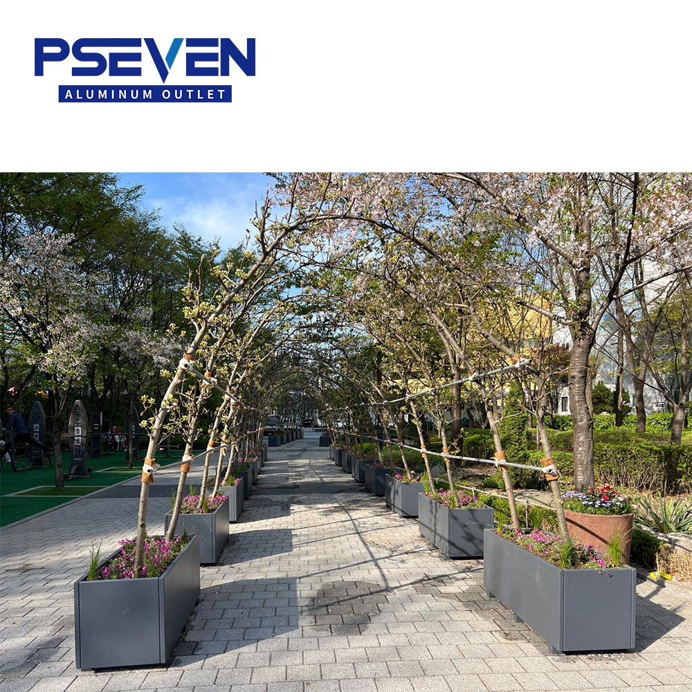 Aluminum Planter Box